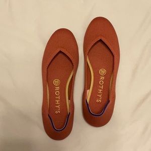 EUC Rothy’s The Flat